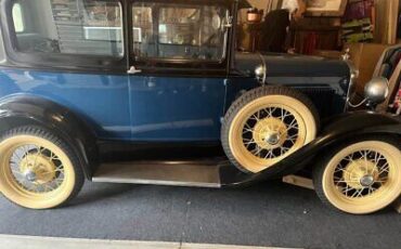 Ford-Model-A-Coupe-1931-Blue-Black-1017-2