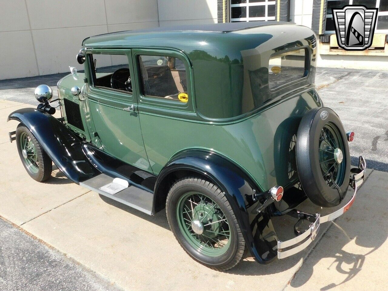 Ford-Model-A-Coupe-1931-Green-Tan-47447-3