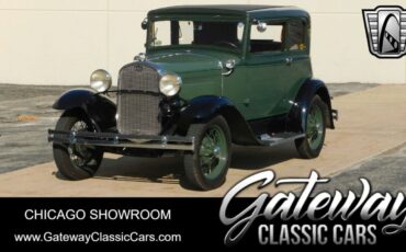 Ford-Model-A-Coupe-1931-Green-Tan-47447