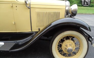 Ford-Model-A-Coupe-1931-Yellow-Brown-21174-11