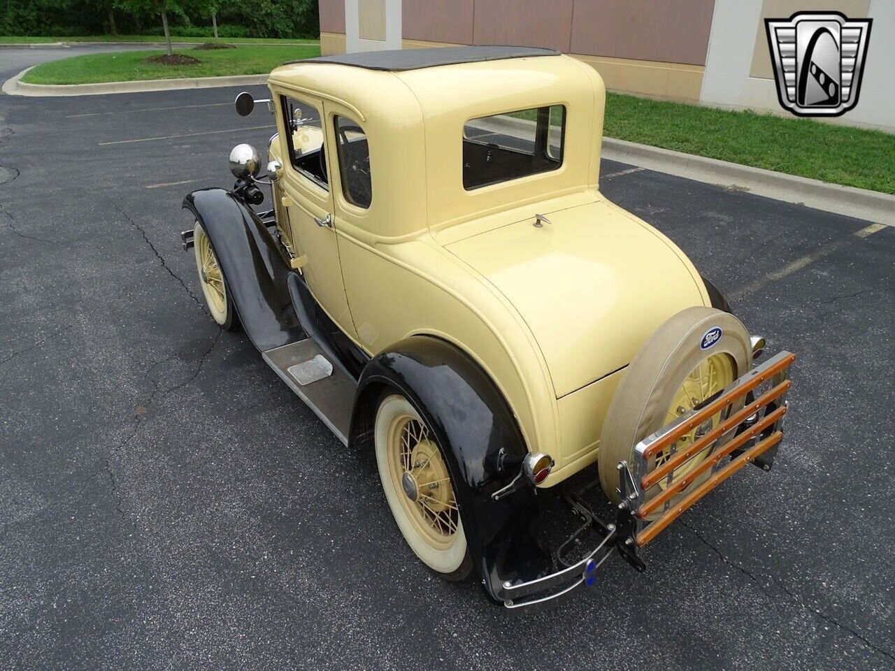 Ford-Model-A-Coupe-1931-Yellow-Brown-21174-4