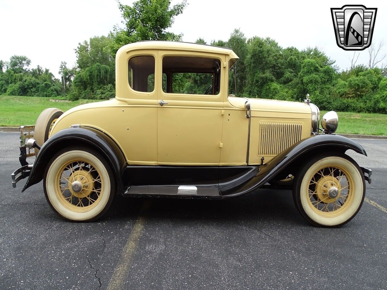 Ford-Model-A-Coupe-1931-Yellow-Brown-21174-7