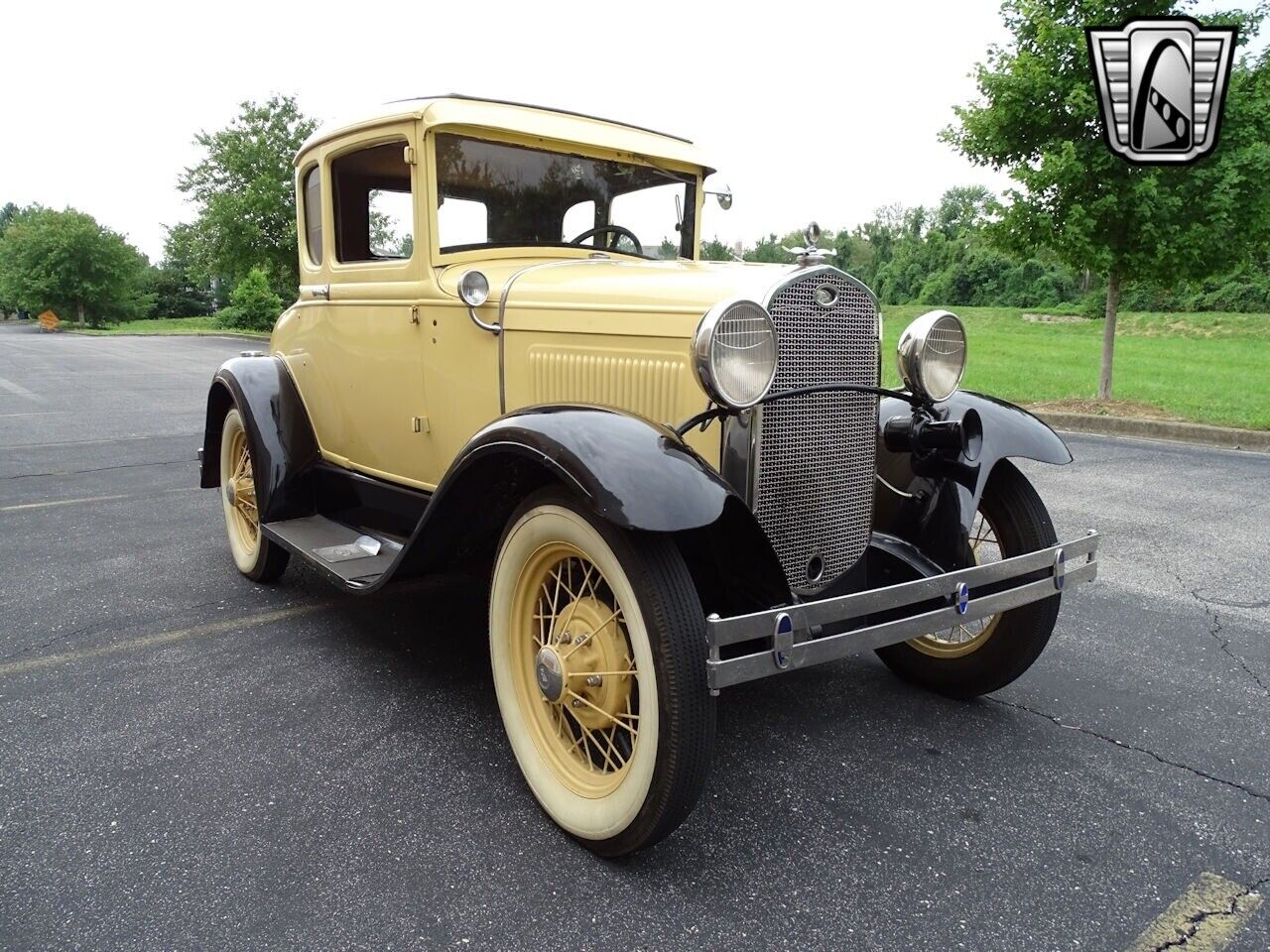 Ford-Model-A-Coupe-1931-Yellow-Brown-21174-8