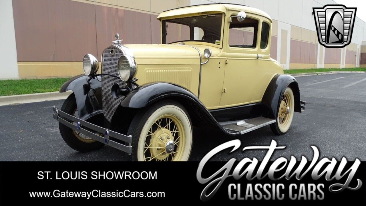 Ford-Model-A-Coupe-1931-Yellow-Brown-21174