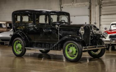 Ford-Model-A-Slant-Window-Sedan-Berline-1931-Black-Tan-58257