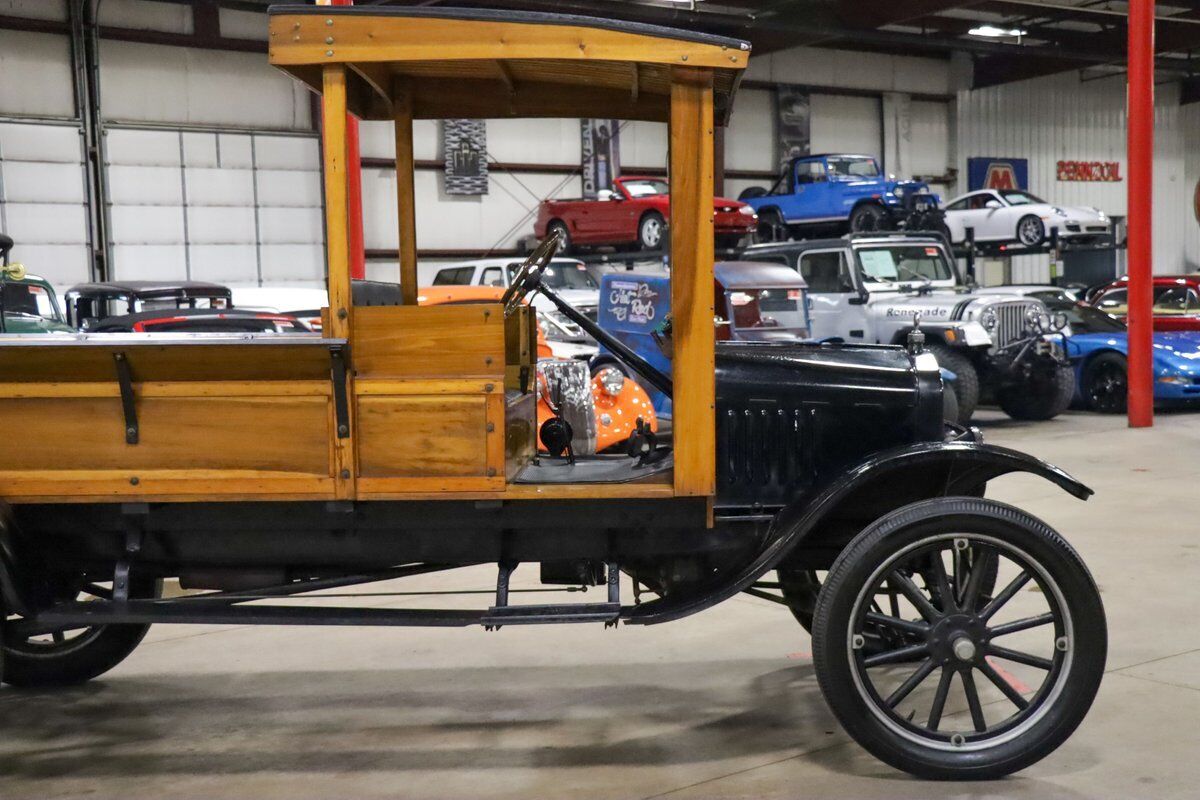 Ford-Model-T-1923-Black-Black-0-10