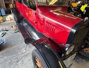 Ford-Model-T-1924-Red-4828-1