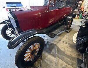 Ford-Model-T-1924-Red-4828