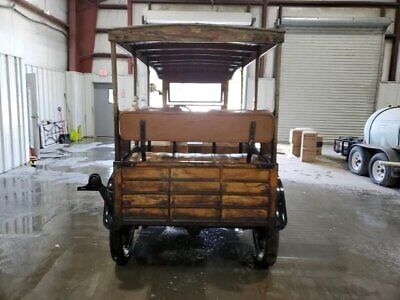 Ford-Model-T-Berline-1926-Black-Tan-0-4