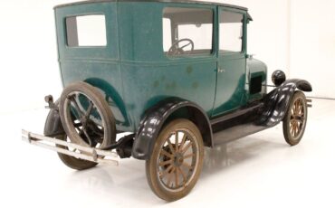 Ford-Model-T-Berline-1926-Green-Brown-0-4