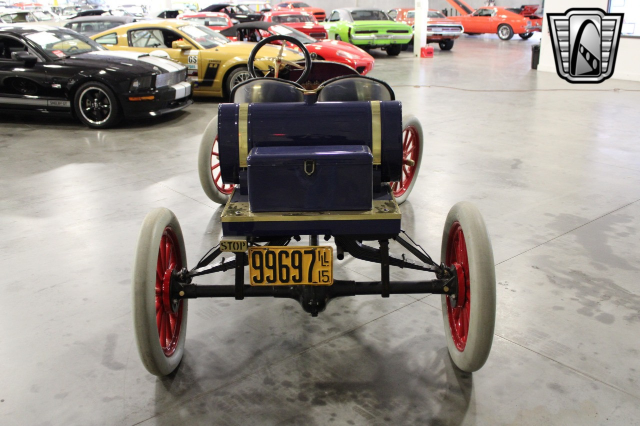 Ford-Model-T-Cabriolet-1917-Blue-Red-0-4