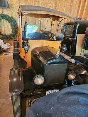 Ford-Model-T-Coupe-1925-Black-Black-0-3