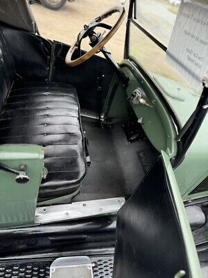 Ford-Model-T-Coupe-1926-Green-Black-0-5