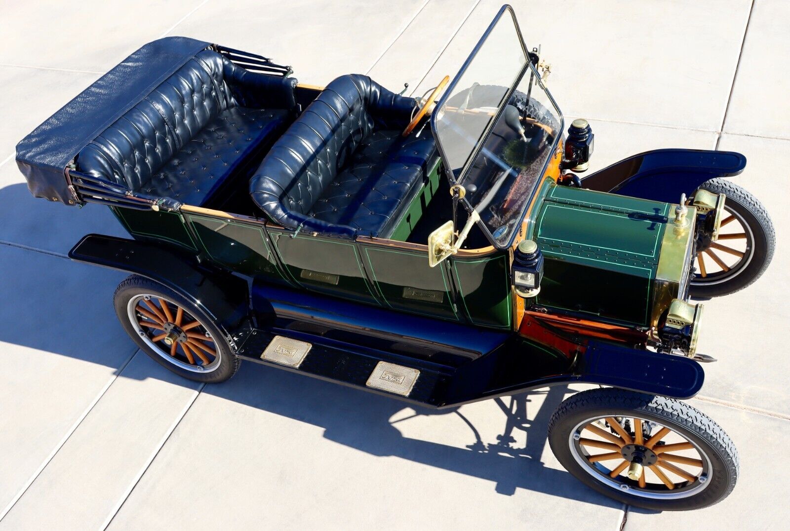 Ford-Model-T-Touring-Cabriolet-1913-2-Tones-12875-24