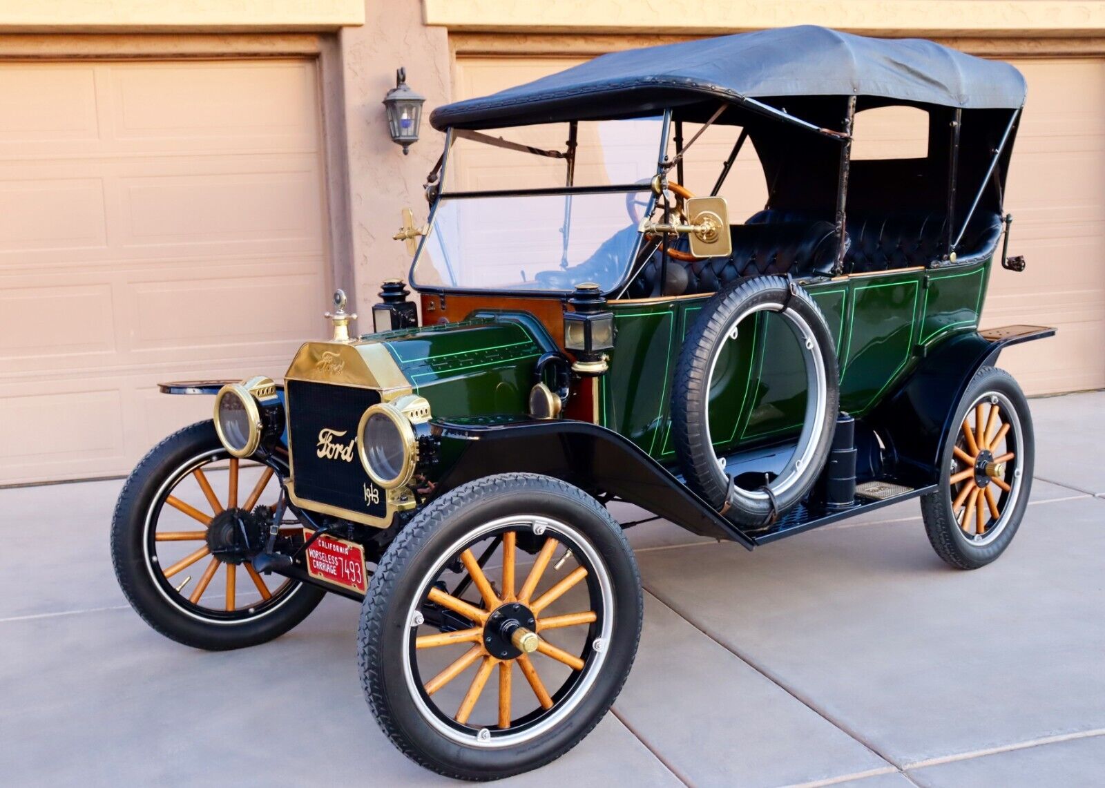 Ford-Model-T-Touring-Cabriolet-1913-2-Tones-12875-31