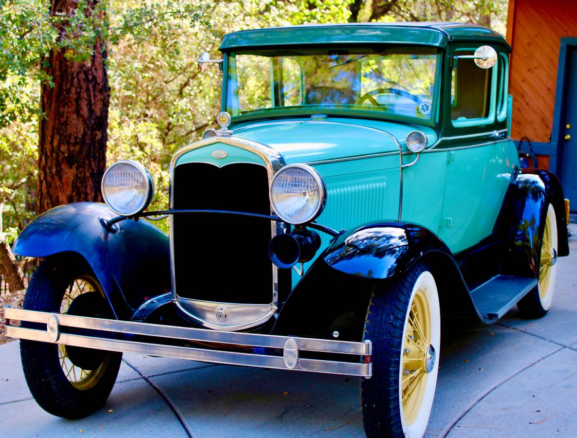 Ford-Model-a-1931-green-16093-11