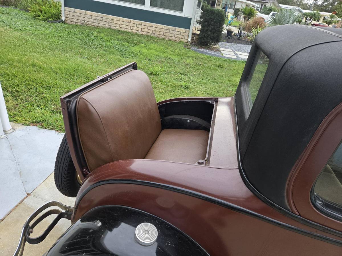 Ford-Model-a-5-window-coupe-1929-15405-11