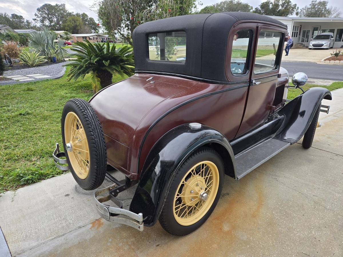 Ford-Model-a-5-window-coupe-1929-15405-2