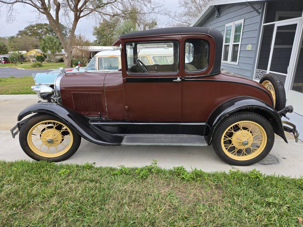 Ford-Model-a-5-window-coupe-1929-15405-4