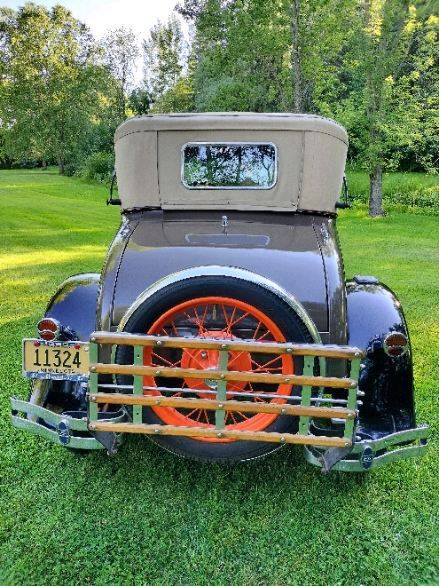 Ford-Model-a-sport-coupe-1929-brown-114263-2