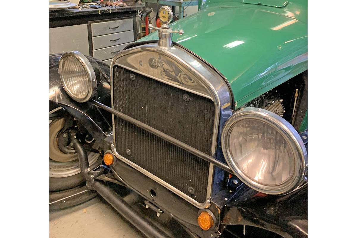 Ford-Model-t-1926-green-805-8