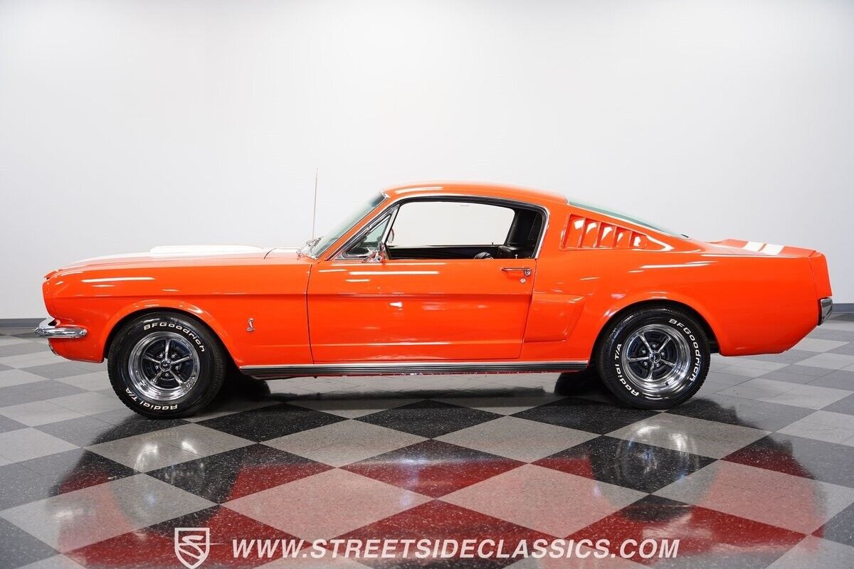 Ford-Mustang-1965-Orange-Black-63022-2