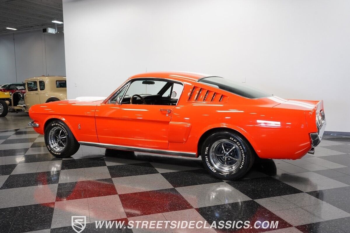 Ford-Mustang-1965-Orange-Black-63022-8