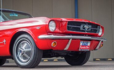 Ford-Mustang-1965-Red-Black-132224-4