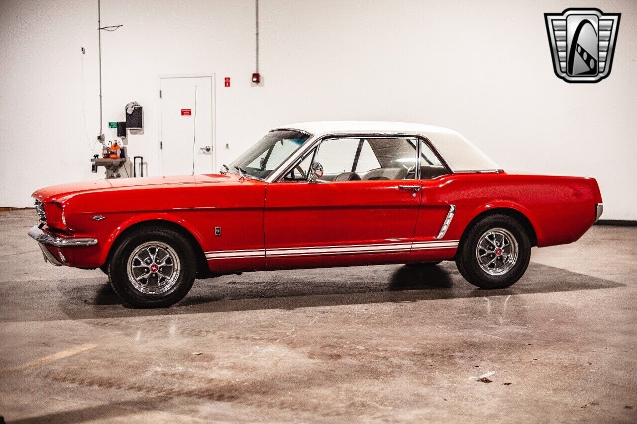 Ford-Mustang-1965-Red-Tan-13000-3