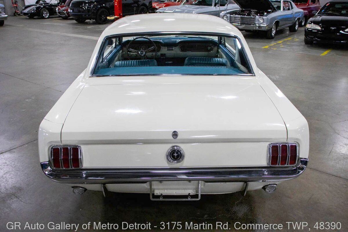 Ford-Mustang-1965-White-Turquoise-147757-4