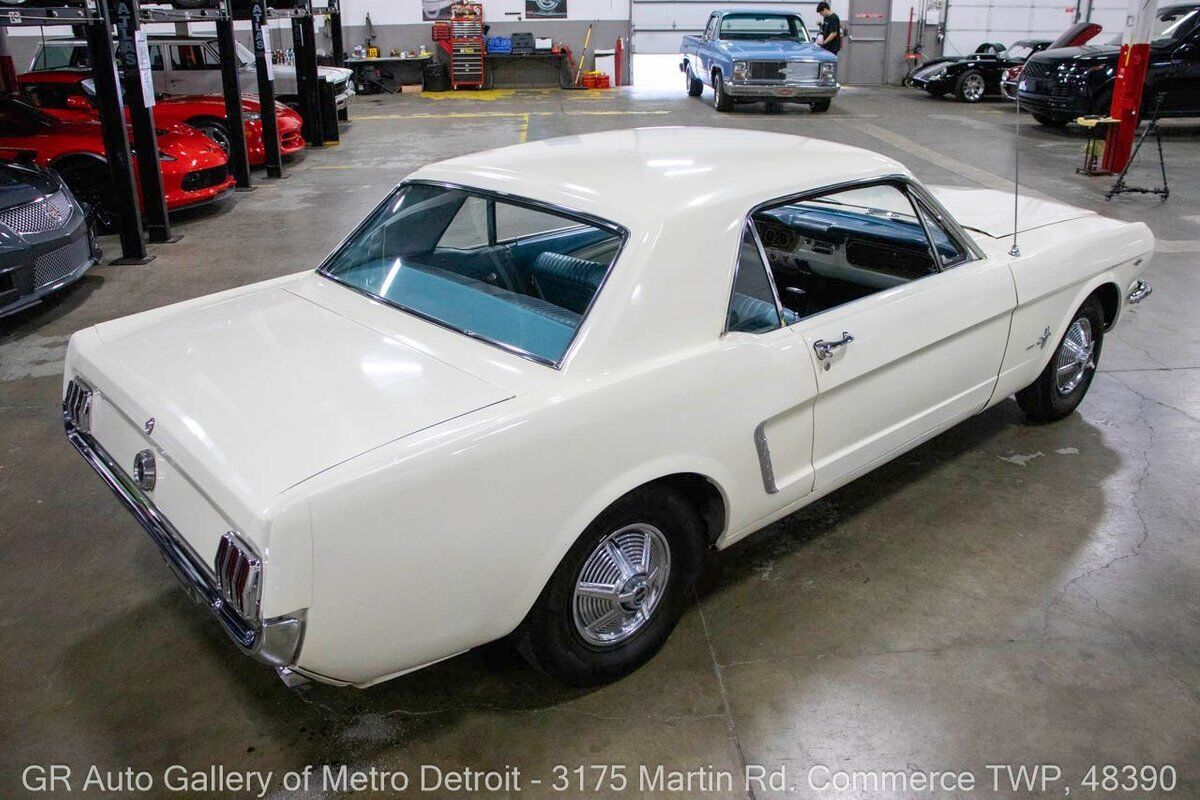 Ford-Mustang-1965-White-Turquoise-147757-6