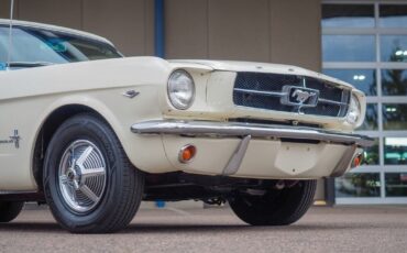 Ford-Mustang-1965-White-White-108494-4