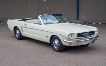 Ford-Mustang-1965-White-White-108494-7