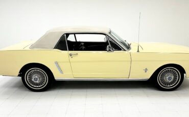 Ford-Mustang-1965-Yellow-Black-127227-5