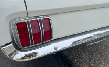 Ford-Mustang-1965-white-120057-8