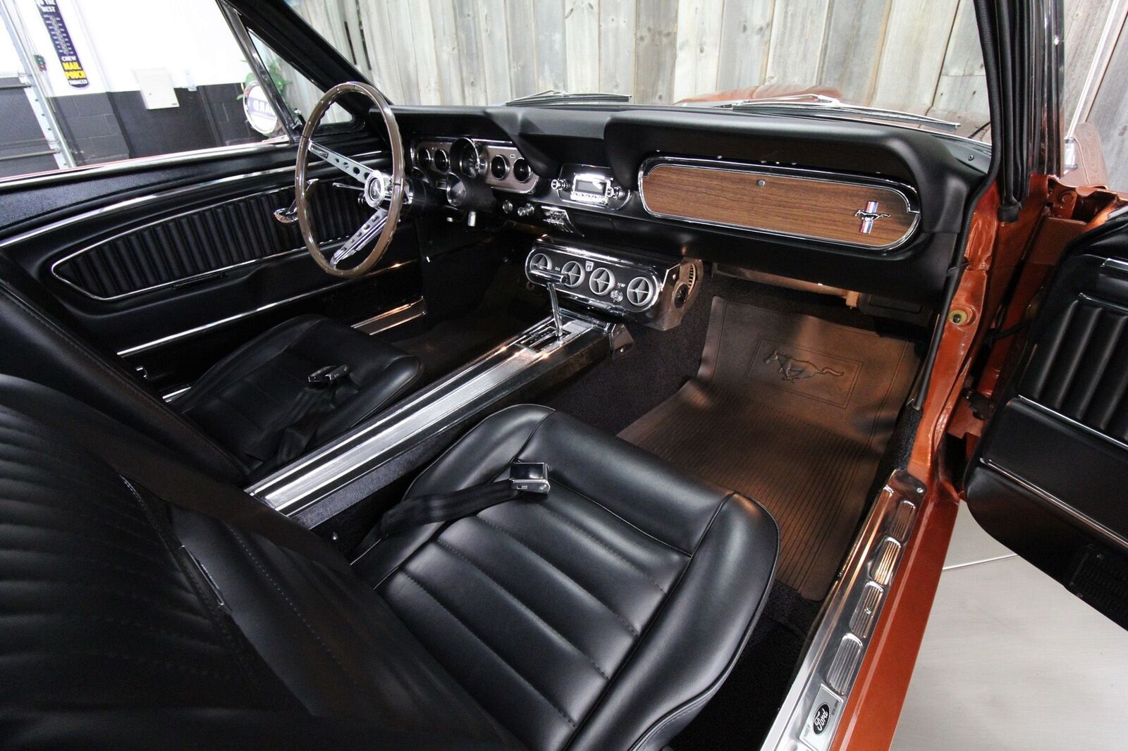 Ford-Mustang-1966-Copper-Black-1996-13