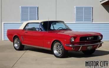 Ford-Mustang-1966-Red-Black-0-1