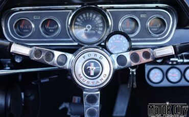 Ford-Mustang-1966-Red-Black-0-26