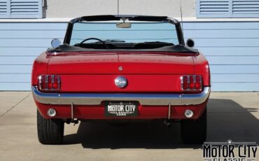 Ford-Mustang-1966-Red-Black-0-5