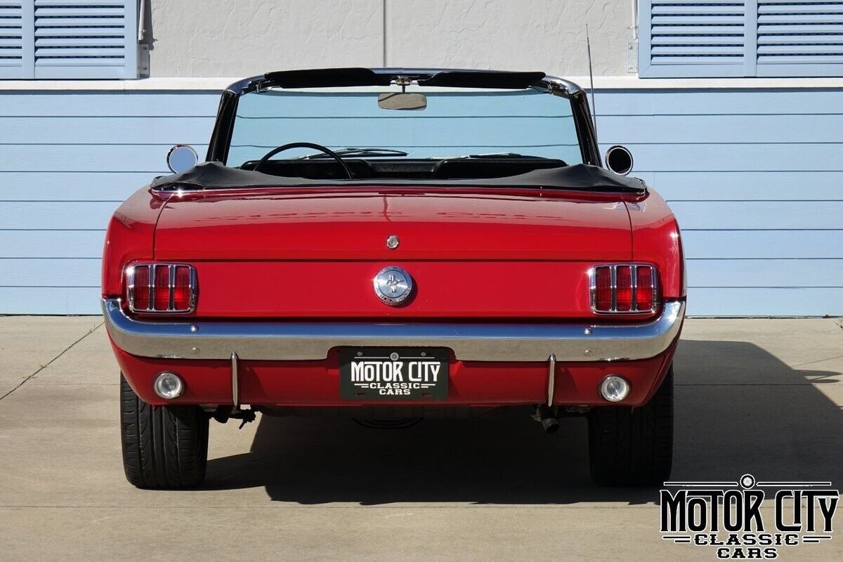 Ford-Mustang-1966-Red-Black-0-5