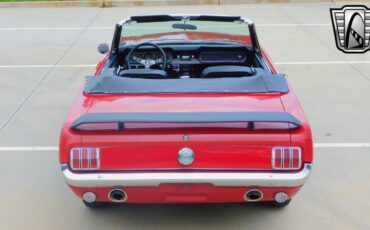 Ford-Mustang-1966-Red-Black-124529-8