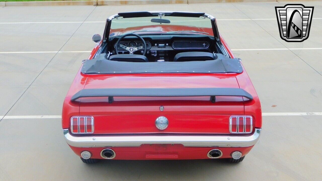 Ford-Mustang-1966-Red-Black-124529-8