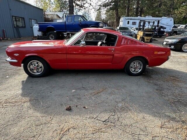 Ford-Mustang-1966-Red-Black-64251-22