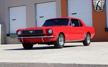 Ford-Mustang-1966-Red-Red-16275-2