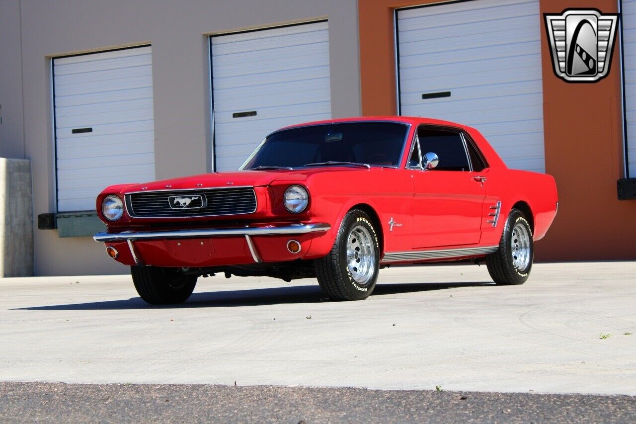 Ford-Mustang-1966-Red-Red-16275-2