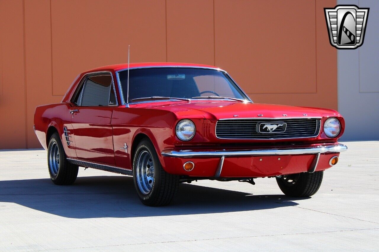 Ford-Mustang-1966-Red-Red-16275-5