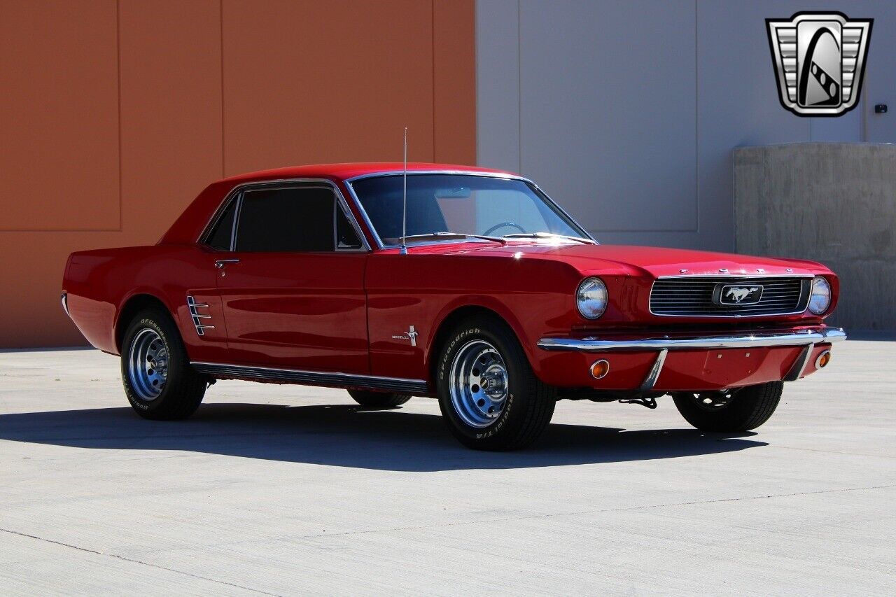 Ford-Mustang-1966-Red-Red-16275-6