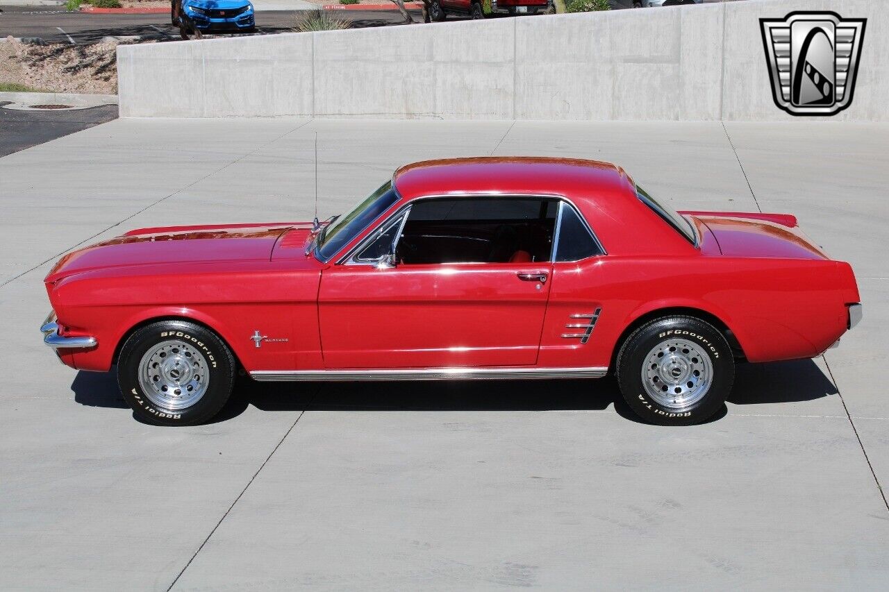 Ford-Mustang-1966-Red-Red-16275-9