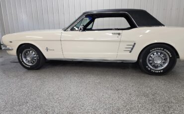 Ford-Mustang-1966-White-Black-98392-27