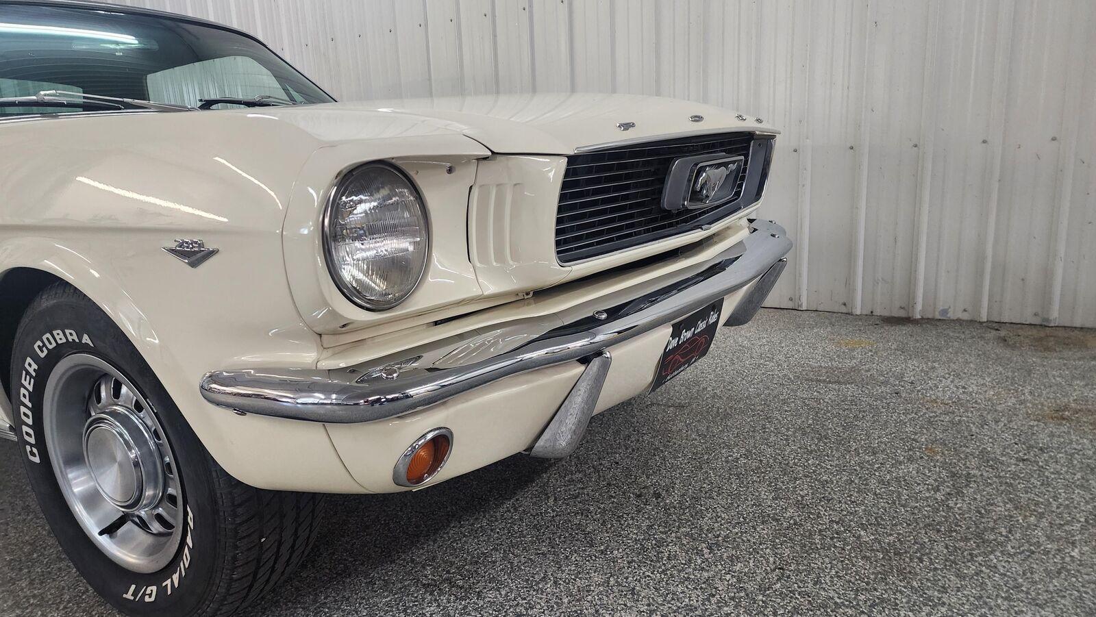 Ford-Mustang-1966-White-Black-98392-8